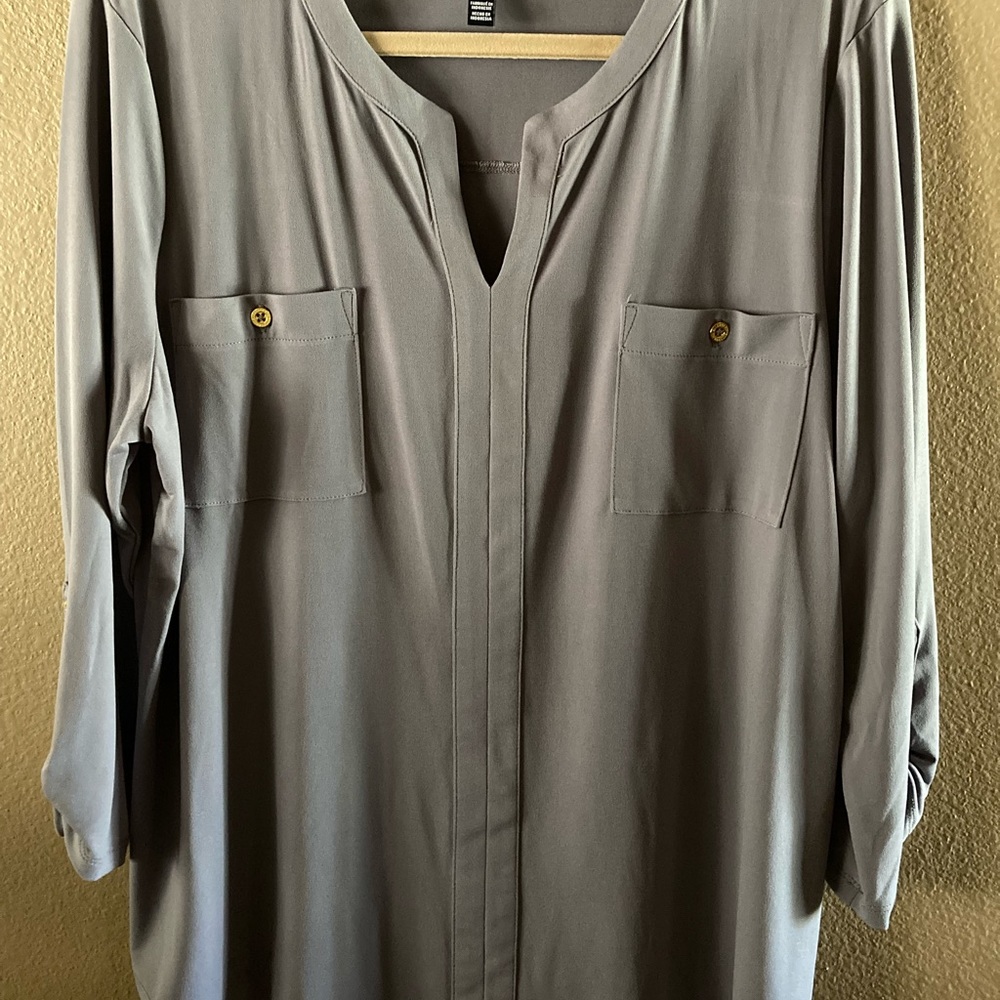 Ellen Tracy gray blouse with gold button detailing